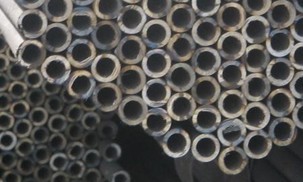 �F����������������ķ���(w��)�c���п͑�